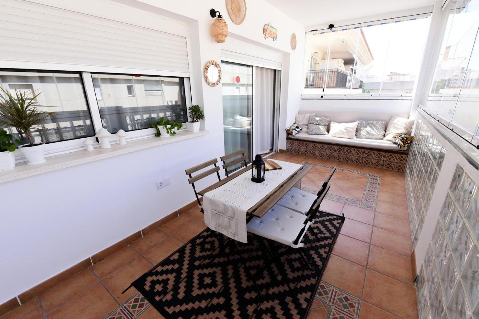 Apartment Fabuloso Apto 1-5 Personas Torrequebrada-benalmadena Piscina Terraza Parking Wi-fi Benalmadena